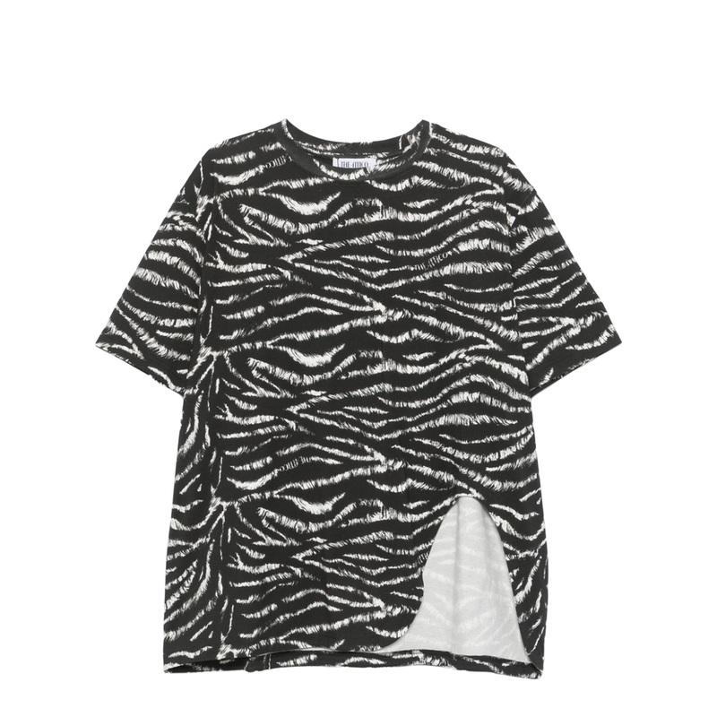 Oversize T-Shirt in Black and White Zebra Print