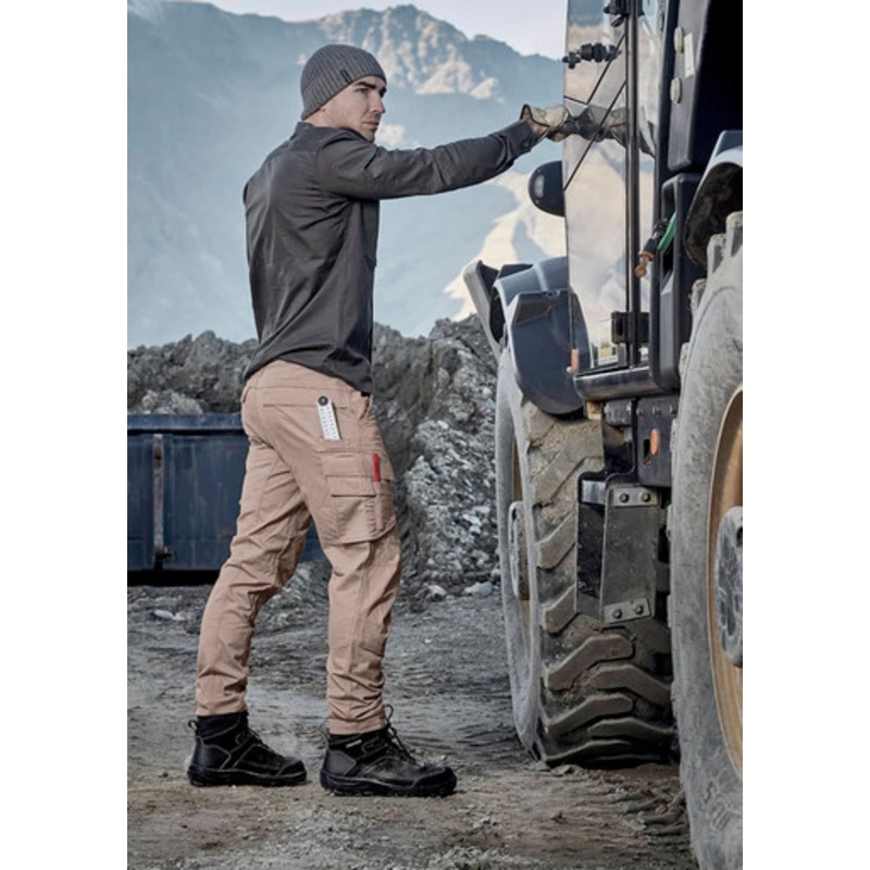Men Streetworx Curved Cargo Pant