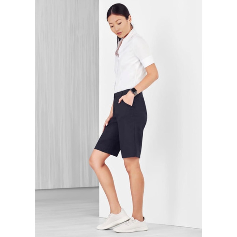 Womens Comfort Waist Cargo Short