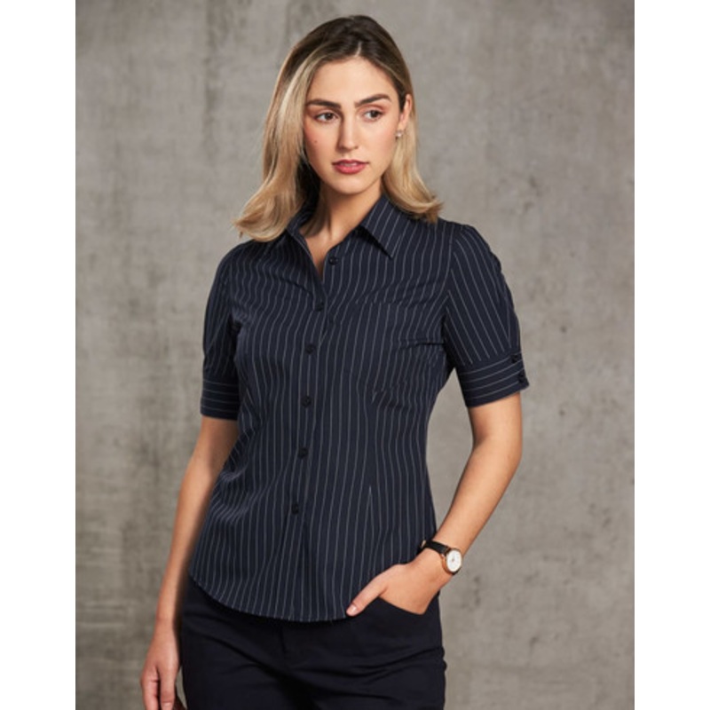 Women’s Pin Stripe Short Sleeve Shirt