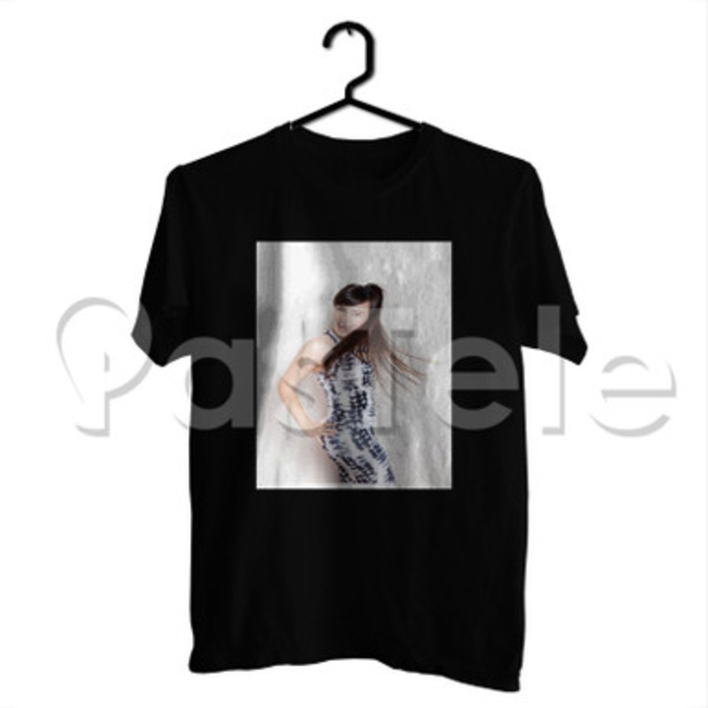 Molly Burke Custom Personalized T Shirt Tees Apparel Cloth Cotton Tee Shirt Shirts