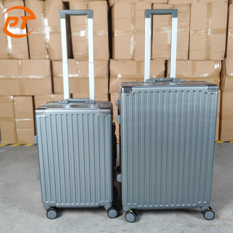 China Pengteng Carbin Medium Large Pure PC Travelling Trolley Suitcase Bags Travel Luggage Bag Plastic Injection Box 3PCS 6PCS12PCS with Spinner Wheels Man – Trolley Suitcase and Travel Suitcase price