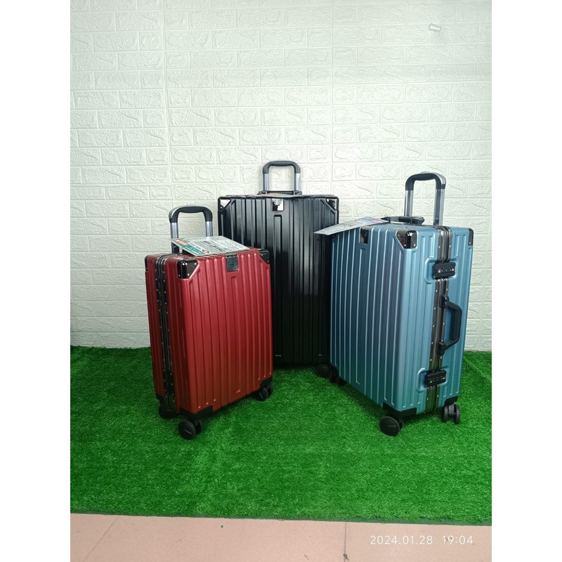 Luxury Aluminum Frame Luggage Suitcase with Hinomoto Wheels Tsa Lock Trolley-Luggage – Trolley-Luggage and Suitcase price