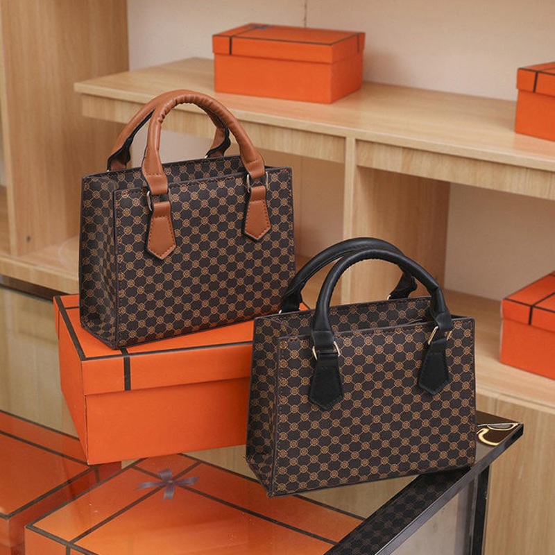 2025 Wholesale Fashion Vintage Tote Bags PU Leather Cross Body Shoulder Bag Small Square Womens Handbag – Hand Bag and Shoulder Bag price
