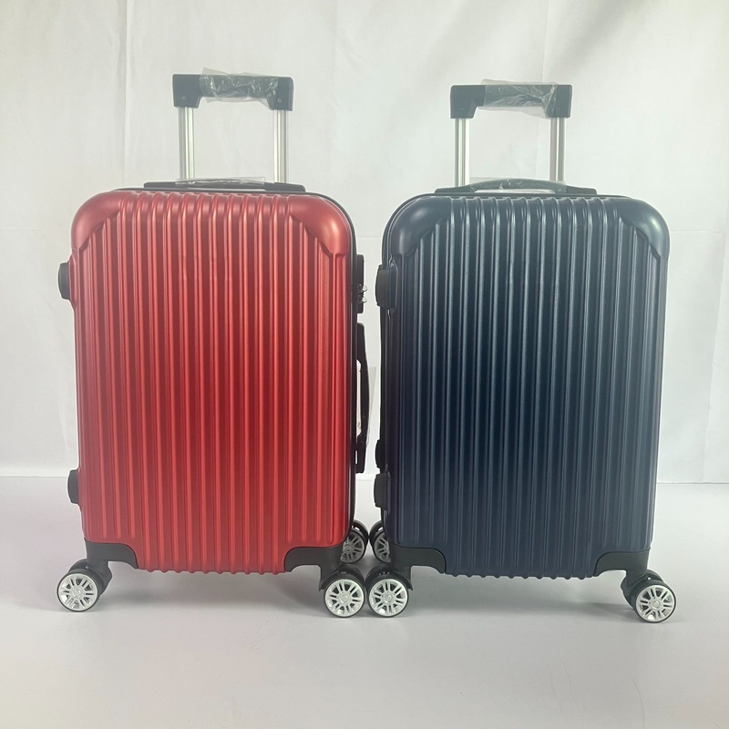 Custom Rolling Suitcase Sports Travelling Luggage Set for Men Women with Compartment – Sample Request for Custom Travel Suitcase and Custom Metal Logo Luggage Set price