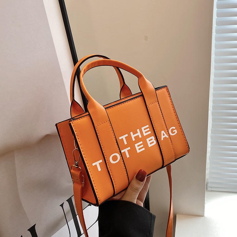 2025 Spring New Simple Casual Ladies Shoulder Bag Trendy Retro Womens Crossbody Handbag – Shoulder Bag and Lady Shoulder Bag price